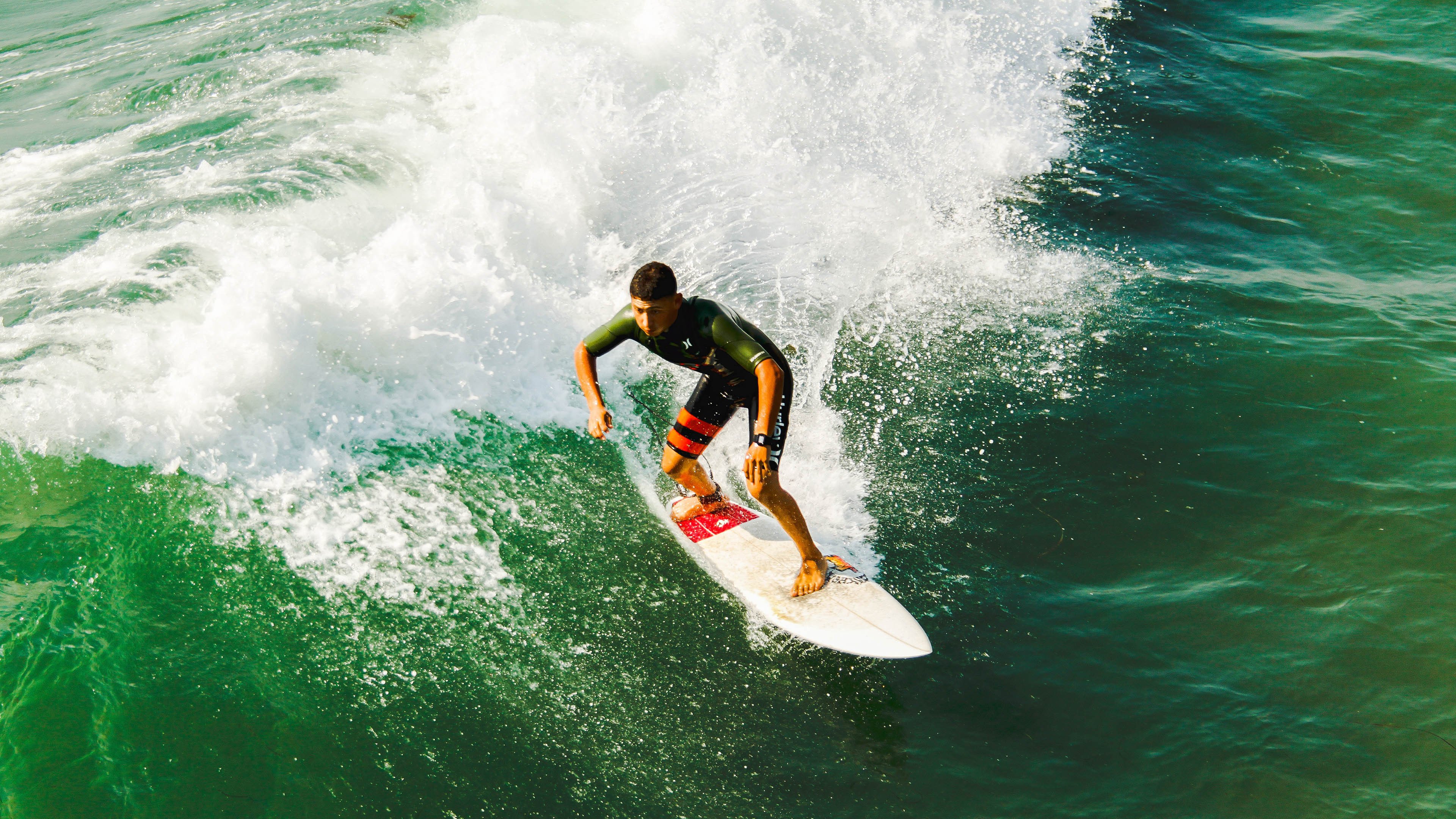“华金·托比利亚的速度与反应力,为美洲狮队提供强大防守保障”